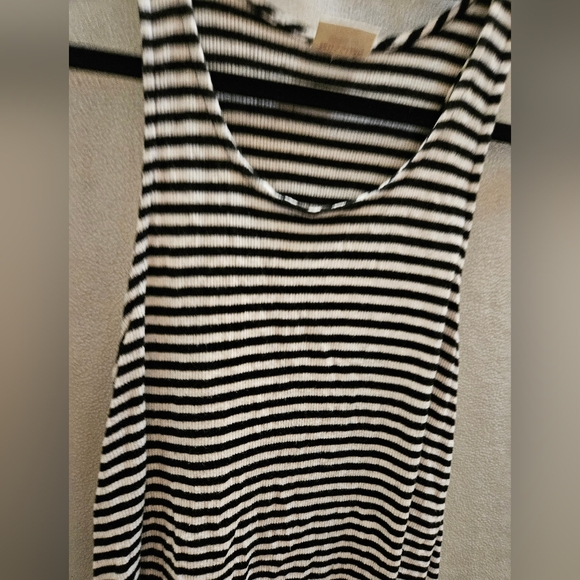 Striped Flowy Swing Tank - Picture 2 of 4